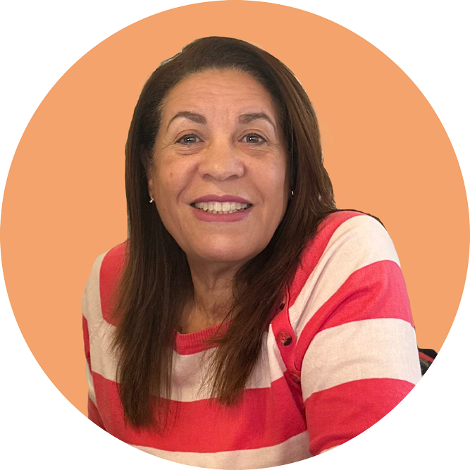 Zahira Bouhamada, Contracting Manager